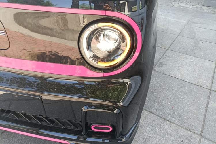 Used Geely Galaxy Panda 2025 210km Panda Kart Left Front Headlight