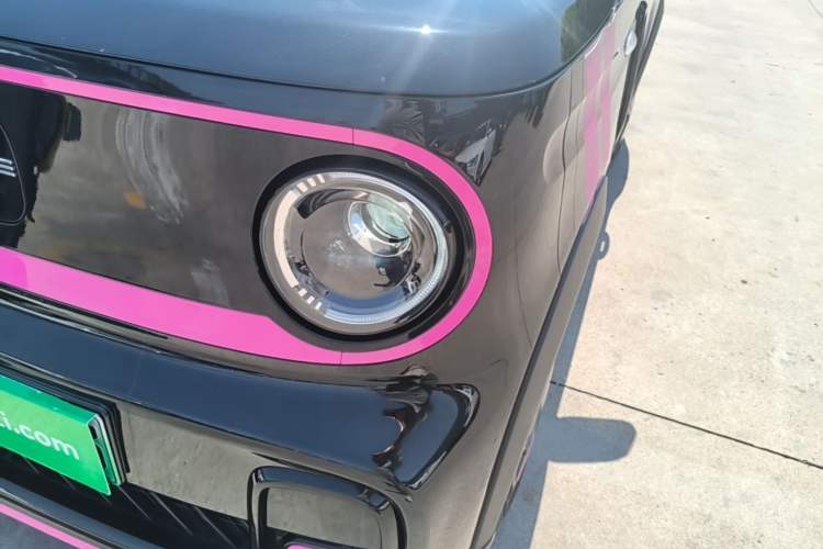 Used Geely Galaxy Panda 2025 210km Panda Kart Left Front Headlight
