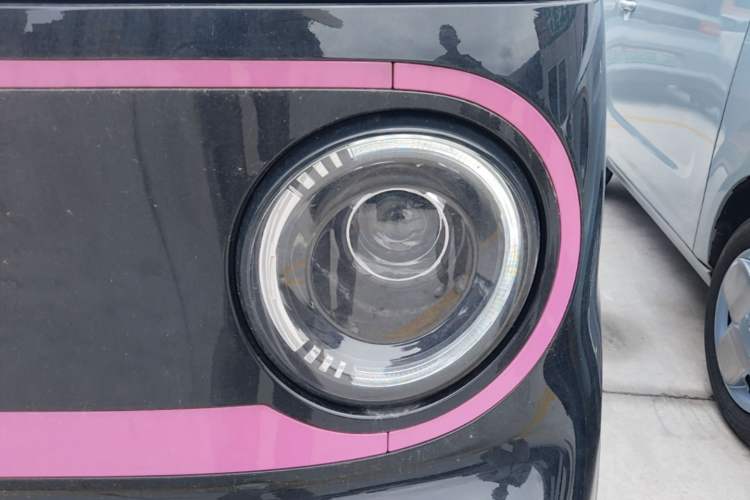 Used Geely Galaxy Panda 2025 210km Panda Kart Left Front Headlight