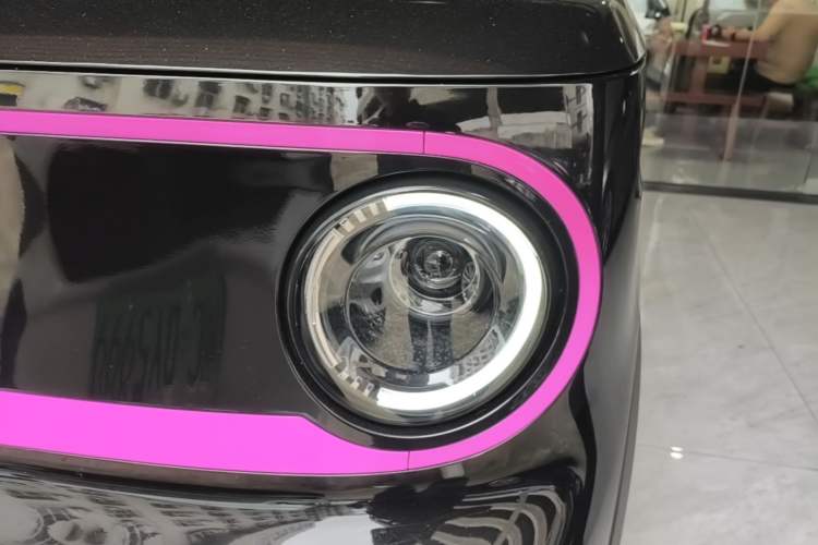 Used Geely Galaxy Panda 2025 210km Panda Kart Left Front Headlight