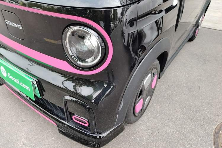 Used Geely Galaxy Panda 2025 210km Panda Kart Left Front Headlight