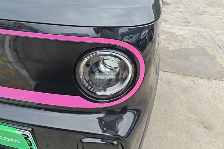 Used Geely Galaxy Panda 2025 210km Panda Kart Left Front Headlight