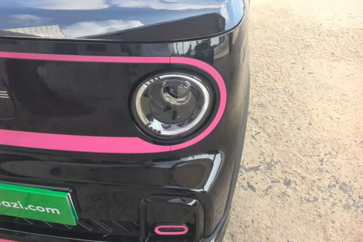 Used Geely Galaxy Panda 2025 210km Panda Kart Left Front Headlight