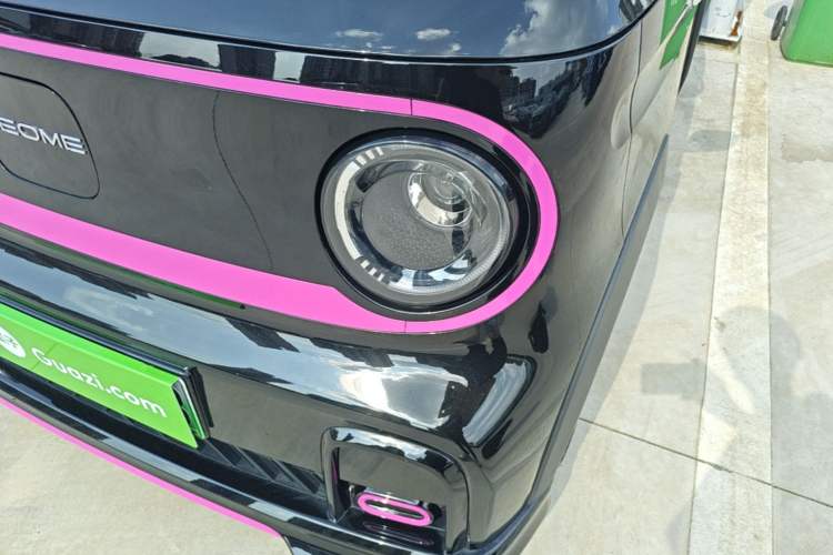 Used Geely Galaxy Panda 2025 210km Panda Kart Left Front Headlight