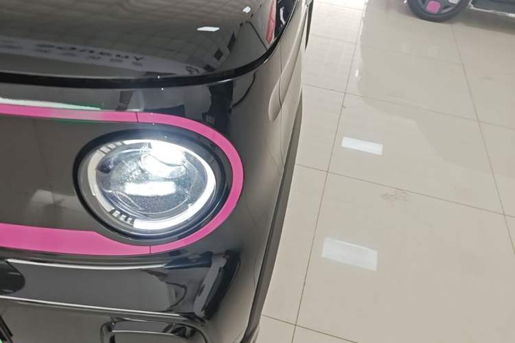 Used Geely Galaxy Panda 2025 210km Panda Kart Left Front Headlight
