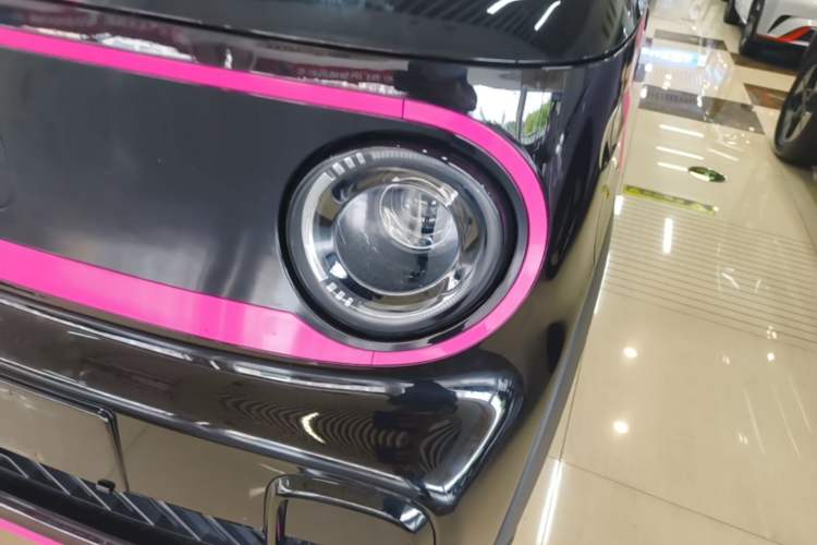 Used Geely Galaxy Panda 2025 210km Panda Kart Left Front Headlight