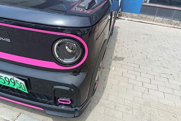 Used Geely Galaxy Panda 2025 210km Panda Kart Left Front Headlight