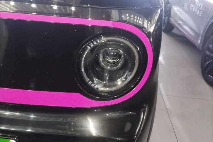 Used Geely Galaxy Panda 2025 210km Panda Kart Left Front Headlight
