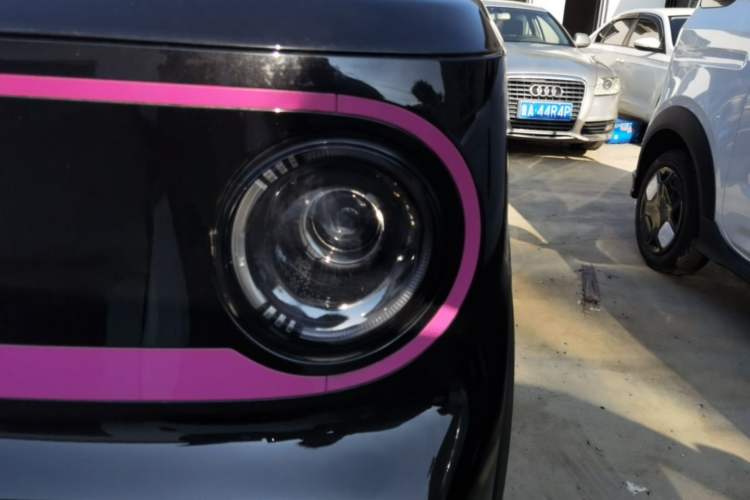 Used Geely Galaxy Panda 2025 210km Panda Kart Left Front Headlight