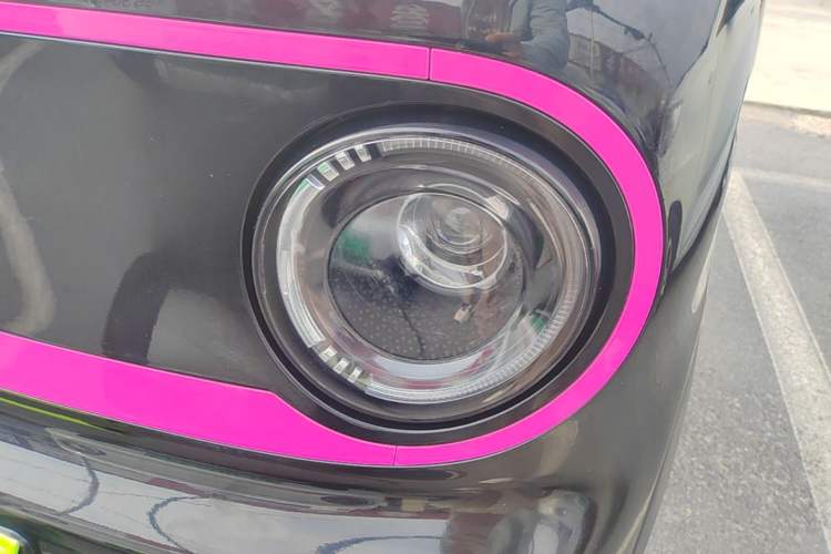 Used Geely Galaxy Panda 2025 210km Panda Kart Left Front Headlight