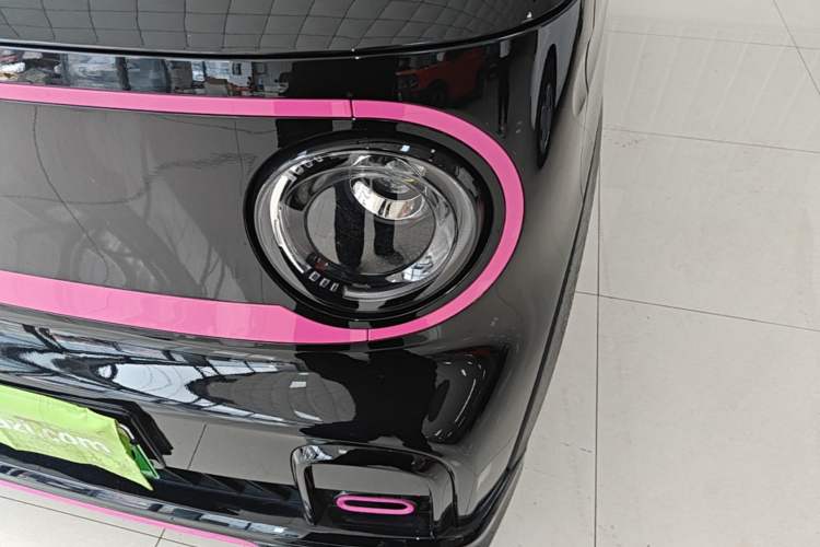 Used Geely Galaxy Panda 2025 210km Panda Kart Left Front Headlight