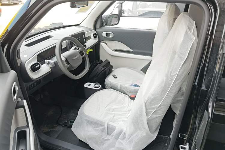 Used Geely Galaxy Panda 2025 210km Panda Kart Left Front Seat