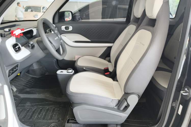 Used Geely Galaxy Panda 2025 210km Panda Kart Left Front Seat