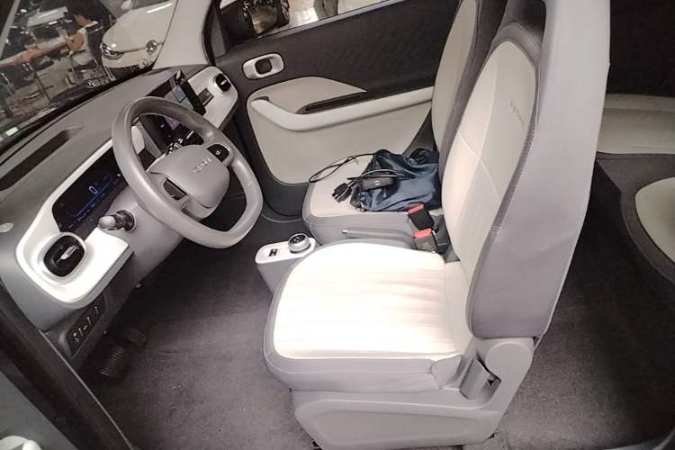 Used Geely Galaxy Panda 2025 210km Panda Kart Left Front Seat