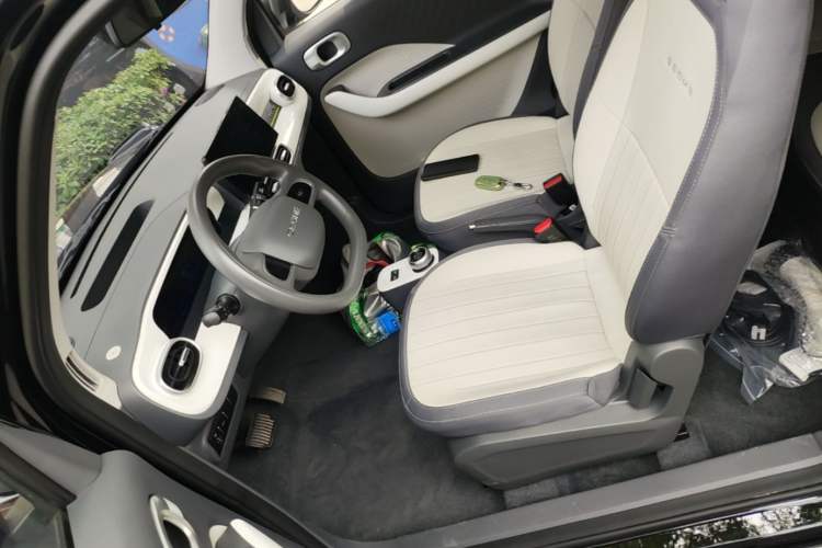 Used Geely Galaxy Panda 2025 210km Panda Kart Left Front Seat