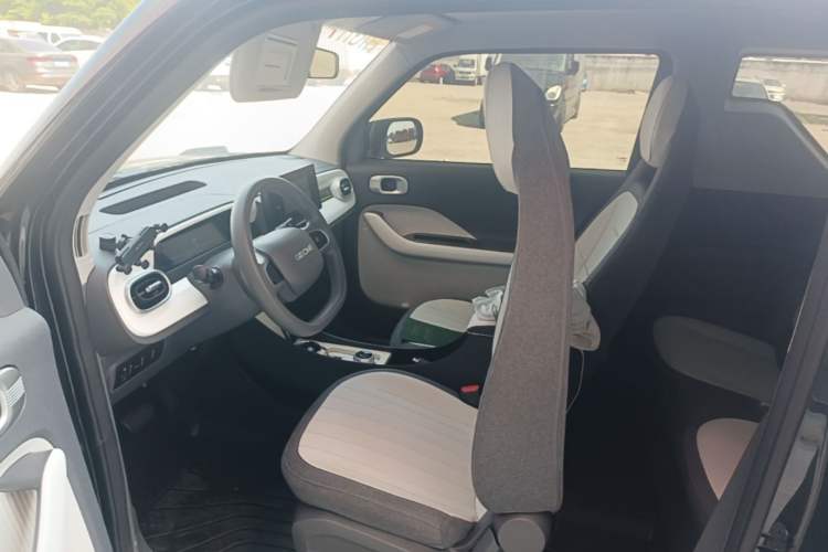 Used Geely Galaxy Panda 2025 210km Panda Kart Left Front Seat