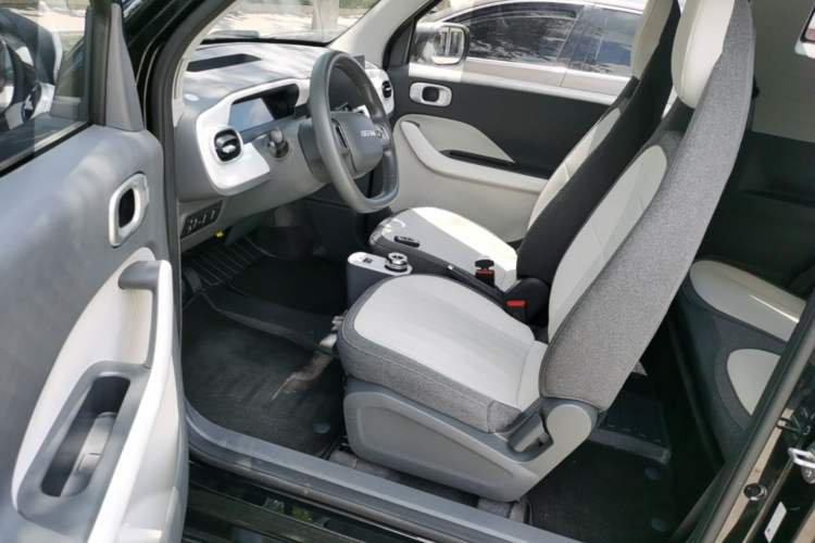 Used Geely Galaxy Panda 2025 210km Panda Kart Left Front Seat