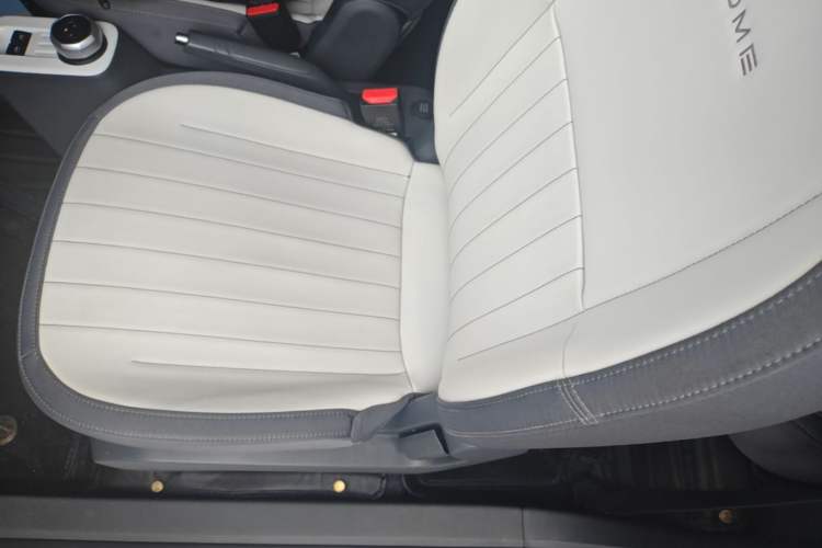Used Geely Galaxy Panda 2025 210km Panda Kart Left Front Seat