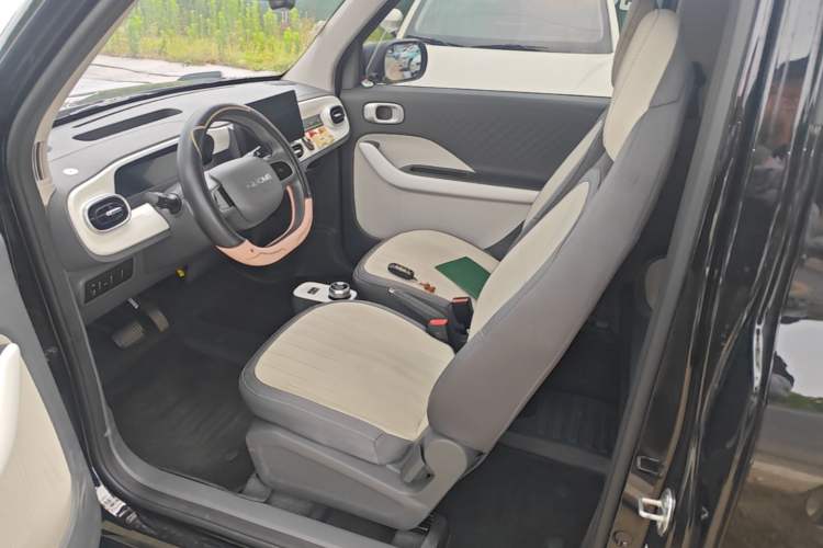 Used Geely Galaxy Panda 2025 210km Panda Kart Left Front Seat