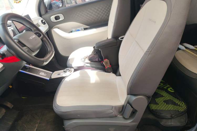 Used Geely Galaxy Panda 2025 210km Panda Kart Left Front Seat