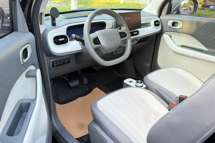 Used Geely Galaxy Panda 2025 210km Panda Kart Left Front Seat