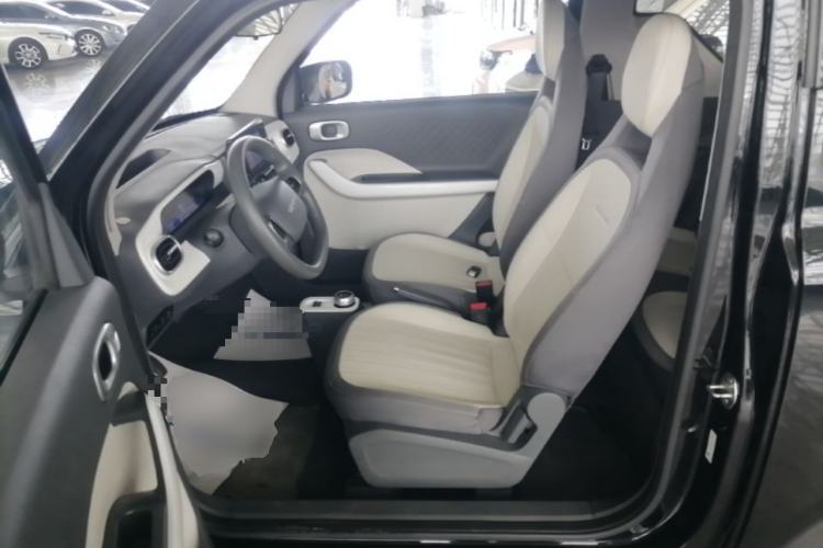 Used Geely Galaxy Panda 2025 Model 210km Panda Kart Piggy Hero Limited Edition Left Front Seat