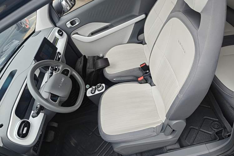 Used Geely Galaxy Panda 2025 210km Panda Kart Left Front Seat