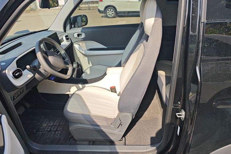 Used Geely Galaxy Panda 2025 210km Panda Kart Left Front Seat