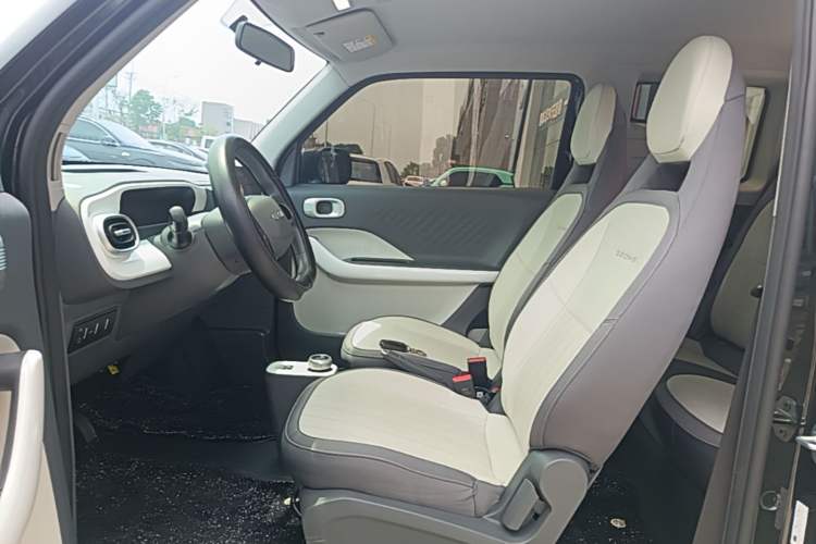 Used Geely Galaxy Panda 2025 210km Panda Kart Left Front Seat