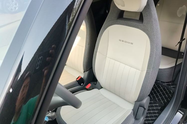 Used Geely Galaxy Panda 2025 210km Panda Kart Left Front Seat