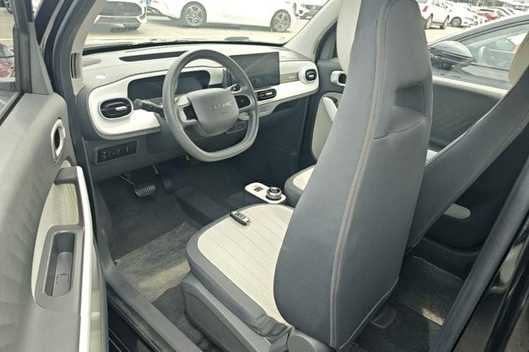 Used Geely Galaxy Panda 2025 210km Panda Kart Left Front Seat