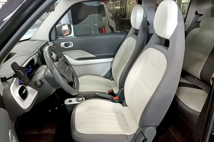 Used Geely Galaxy Panda 2025 210km Panda Kart Left Front Seat