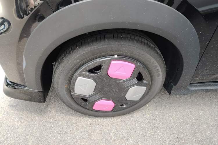 Used Geely Galaxy Panda 2025 210km Panda Kart Left Front Wheel Hub