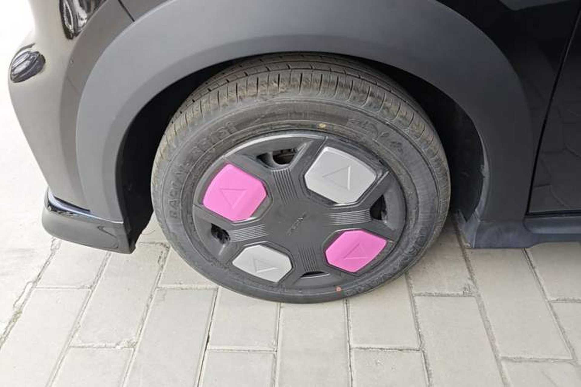 Used Geely Galaxy Panda 2025 210km Panda Kart Left Front Wheel Hub