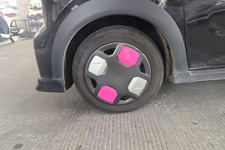 Used Geely Galaxy Panda 2025 210km Panda Kart Left Front Wheel Hub