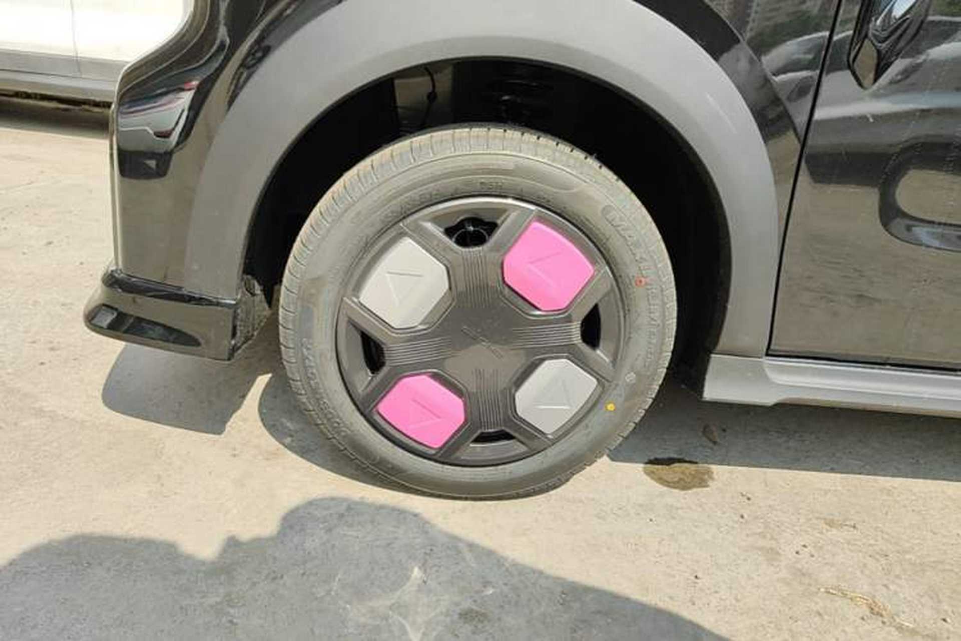 Used Geely Galaxy Panda 2025 210km Panda Kart Left Front Wheel Hub