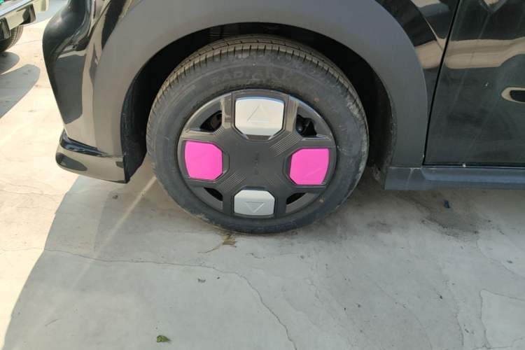 Used Geely Galaxy Panda 2025 210km Panda Kart Left Front Wheel Hub