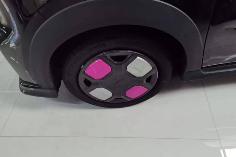 Used Geely Galaxy Panda 2025 210km Panda Kart Left Front Wheel Hub