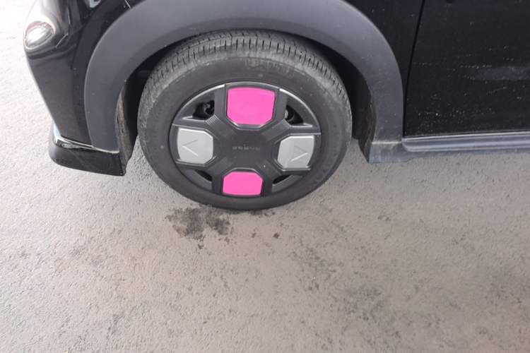 Used Geely Galaxy Panda 2025 210km Panda Kart Left Front Wheel Hub