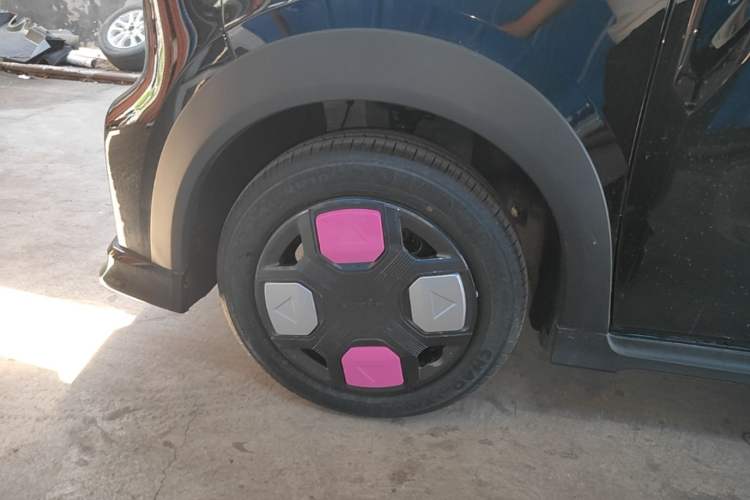 Used Geely Galaxy Panda 2025 210km Panda Kart Left Front Wheel Hub