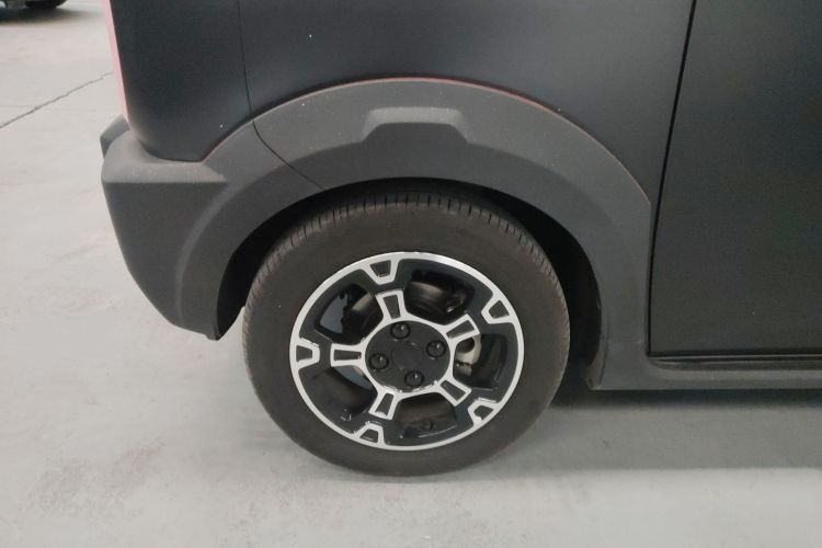 Used Geely Galaxy Panda 2025 210km Panda Rider Left Front Wheel Hub