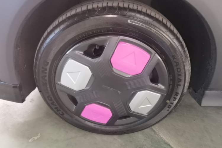 Used Geely Galaxy Panda 2025 210km Panda Kart Left Front Wheel Hub