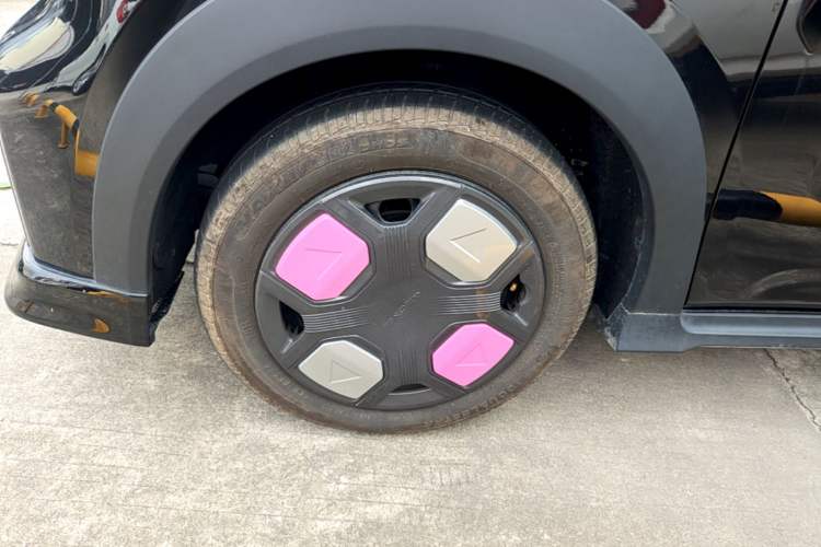 Used Geely Galaxy Panda 2025 210km Panda Kart Left Front Wheel Hub