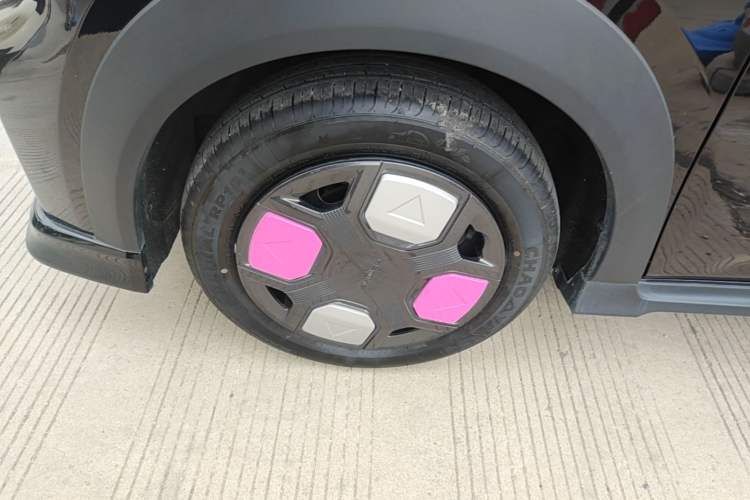 Used Geely Galaxy Panda 2025 210km Panda Kart Left Front Wheel Hub