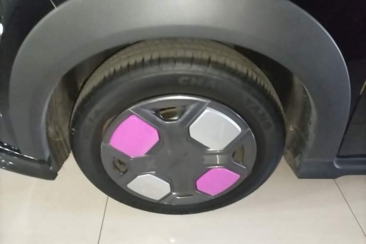 Used Geely Galaxy Panda 2025 210km Panda Kart Left Front Wheel Hub