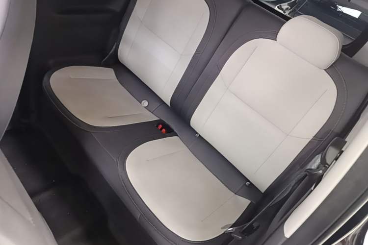 Used Geely Galaxy Panda 2025 210km Panda Kart Left Rear Seat