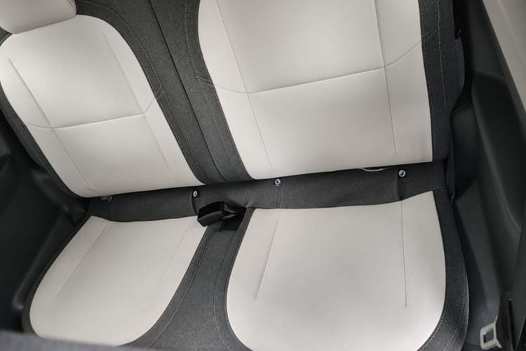 Used Geely Galaxy Panda 2025 210km Panda Kart Left Rear Seat