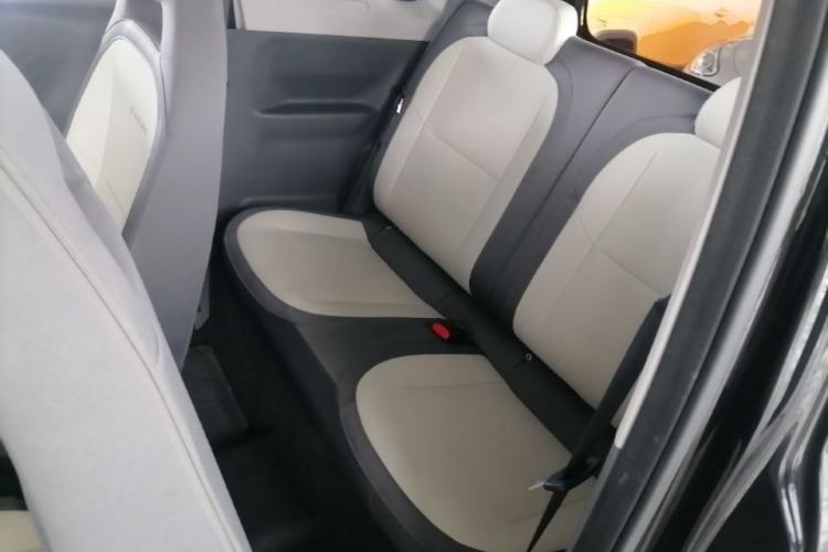 Used Geely Galaxy Panda 2025 Model 210km Panda Kart Piggy Hero Limited Edition Left Rear Seat