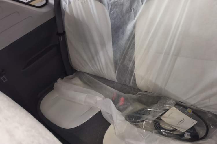 Used Geely Galaxy Panda 2025 210km Panda Kart Left Rear Seat