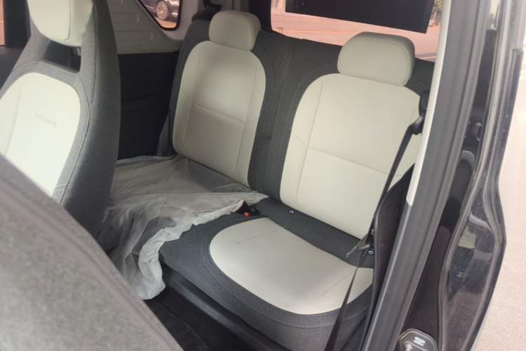 Used Geely Galaxy Panda 2025 210km Panda Kart Left Rear Seat